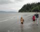 Chłodne popołudnie na Wreck Beach (Vancouver, BC)